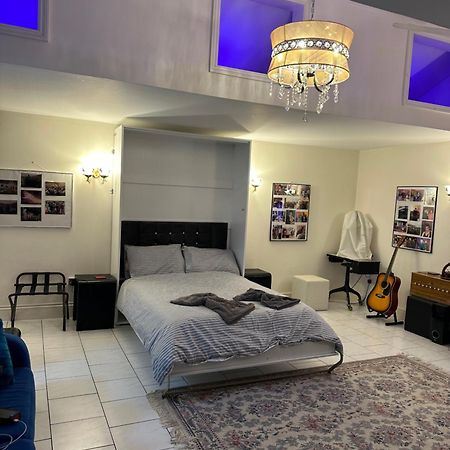 Amazing Gantshill Studio Annexe & Free Parking 레드브리지 외부 사진